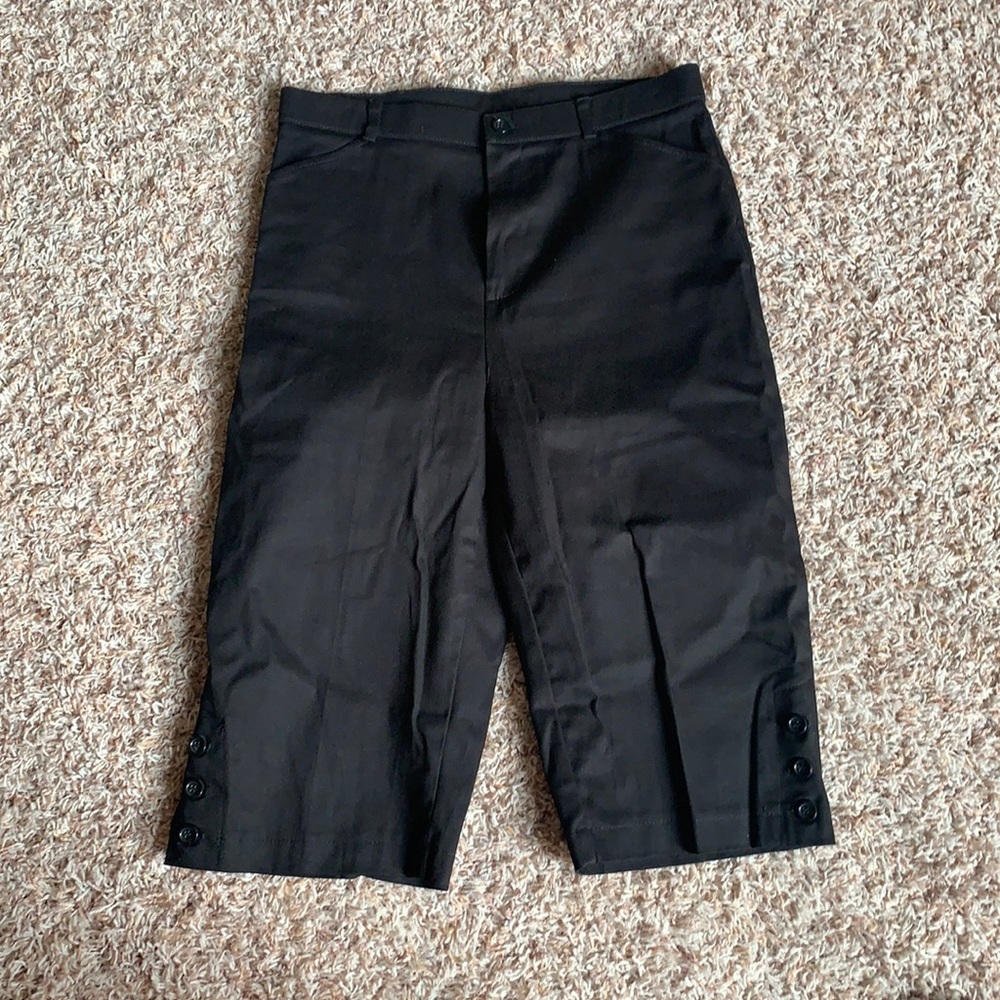 Keren hart capris sz 8